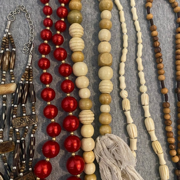 Beaded Jewelry Lot - Picture 4 of 12